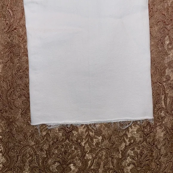 NWT 7 for all mankind LUXE VINTAGE.  White Flare Women's Jeans.  Size 26 - Picture 4 of 12